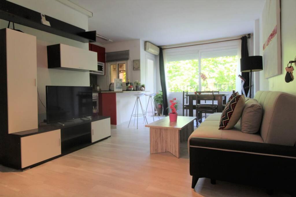 Apartment Greserva Kar-centro, Junto A La Playa, 3 Piscinas, Wifi, Clima, Restaurantes 2024 Empuriabrava