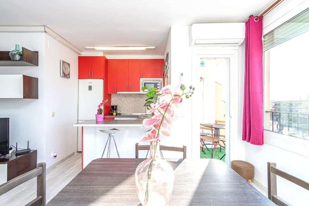 Apartment Greserva Kar-centro, Junto A La Playa, 3 Piscinas, Wifi, Clima, Restaurantes 2024